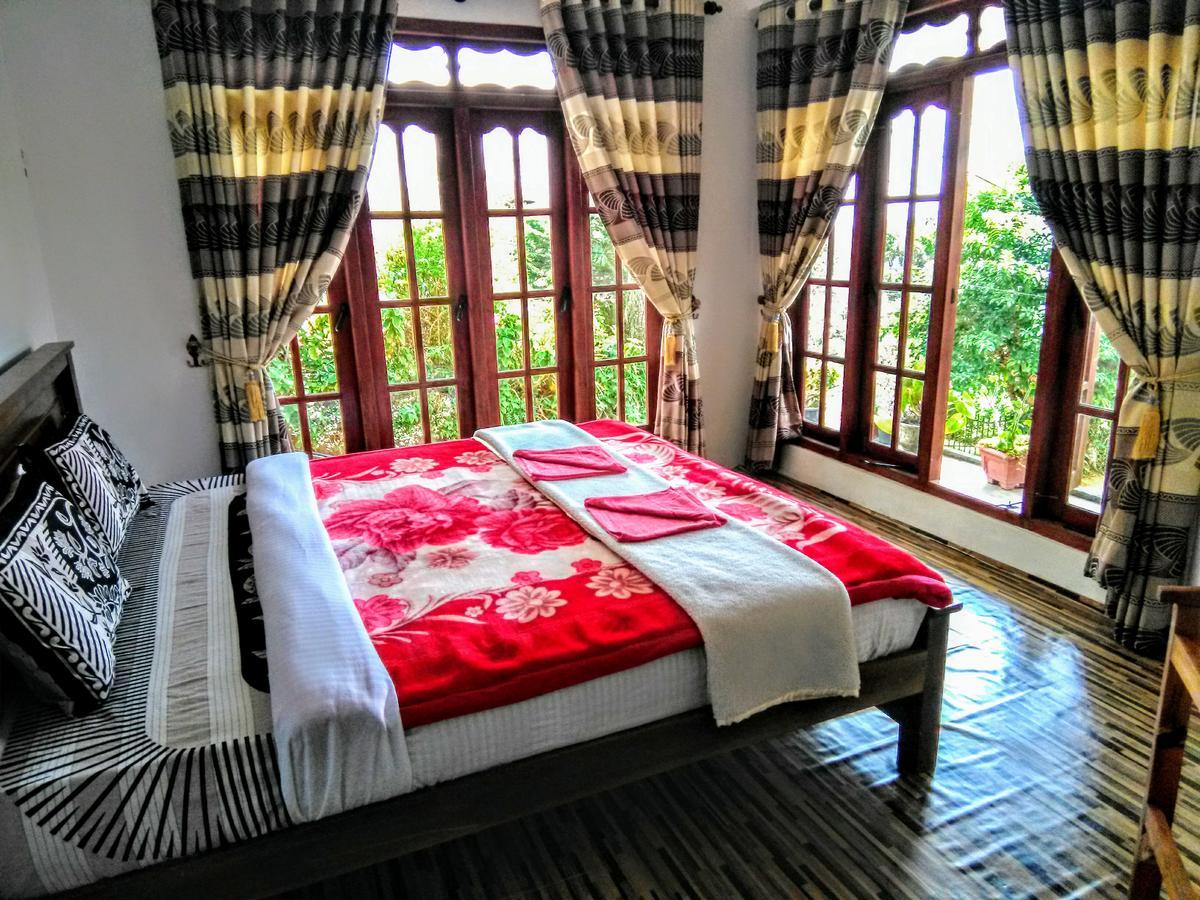 Travellers Nest Inn Нувара-Элия Экстерьер фото