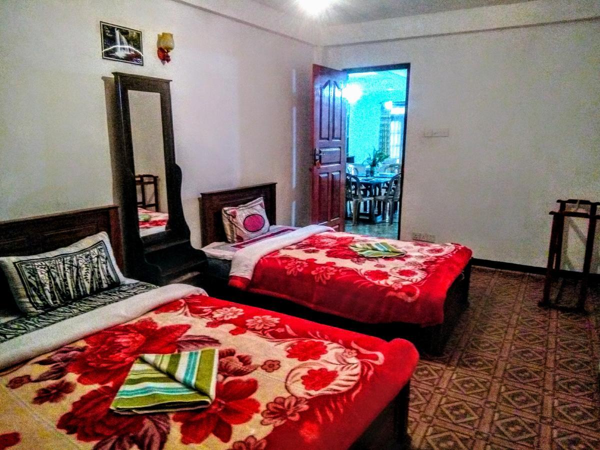 Travellers Nest Inn Нувара-Элия Экстерьер фото