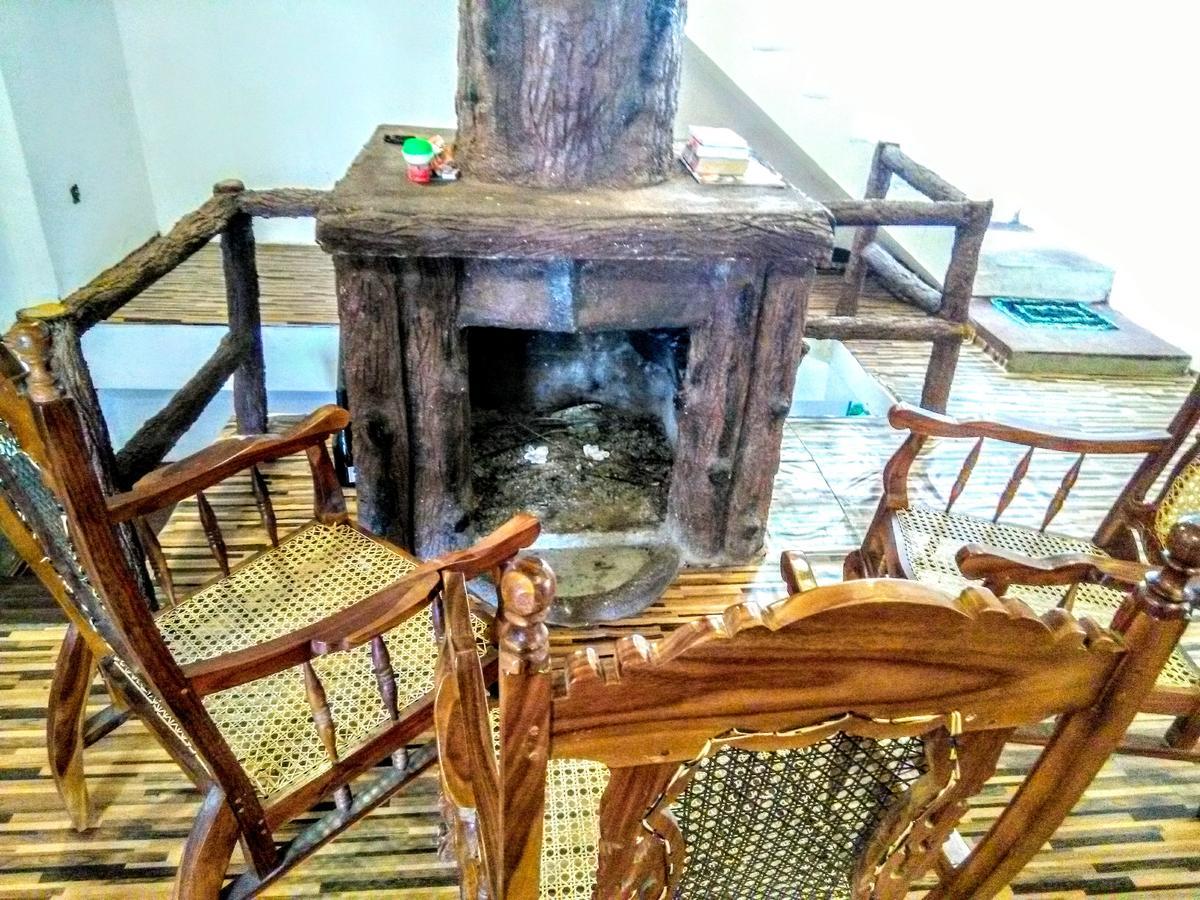 Travellers Nest Inn Нувара-Элия Экстерьер фото